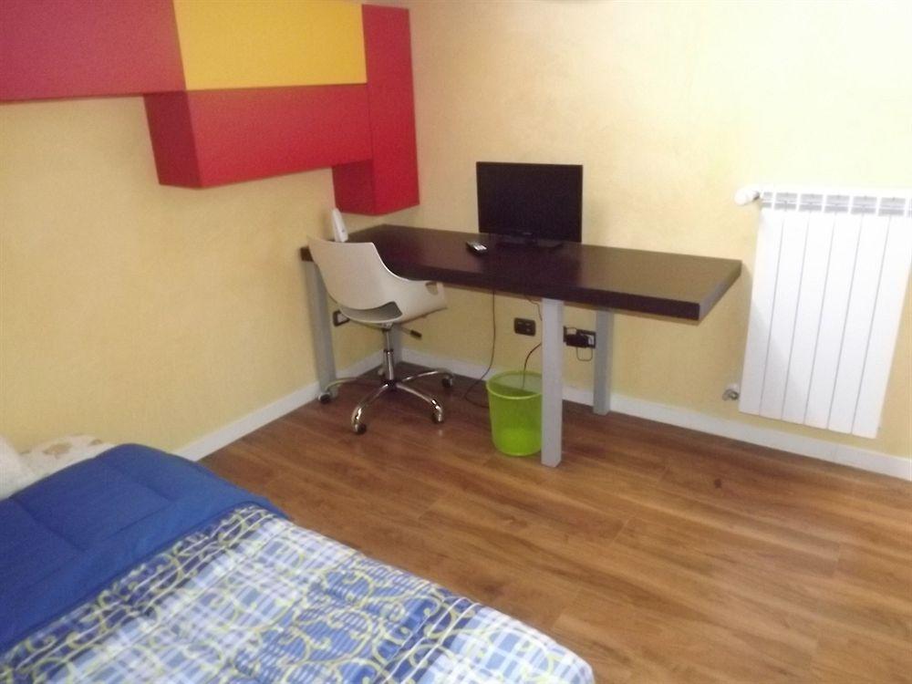 Il Gelsomino Bed and Breakfast Ferno Buitenkant foto
