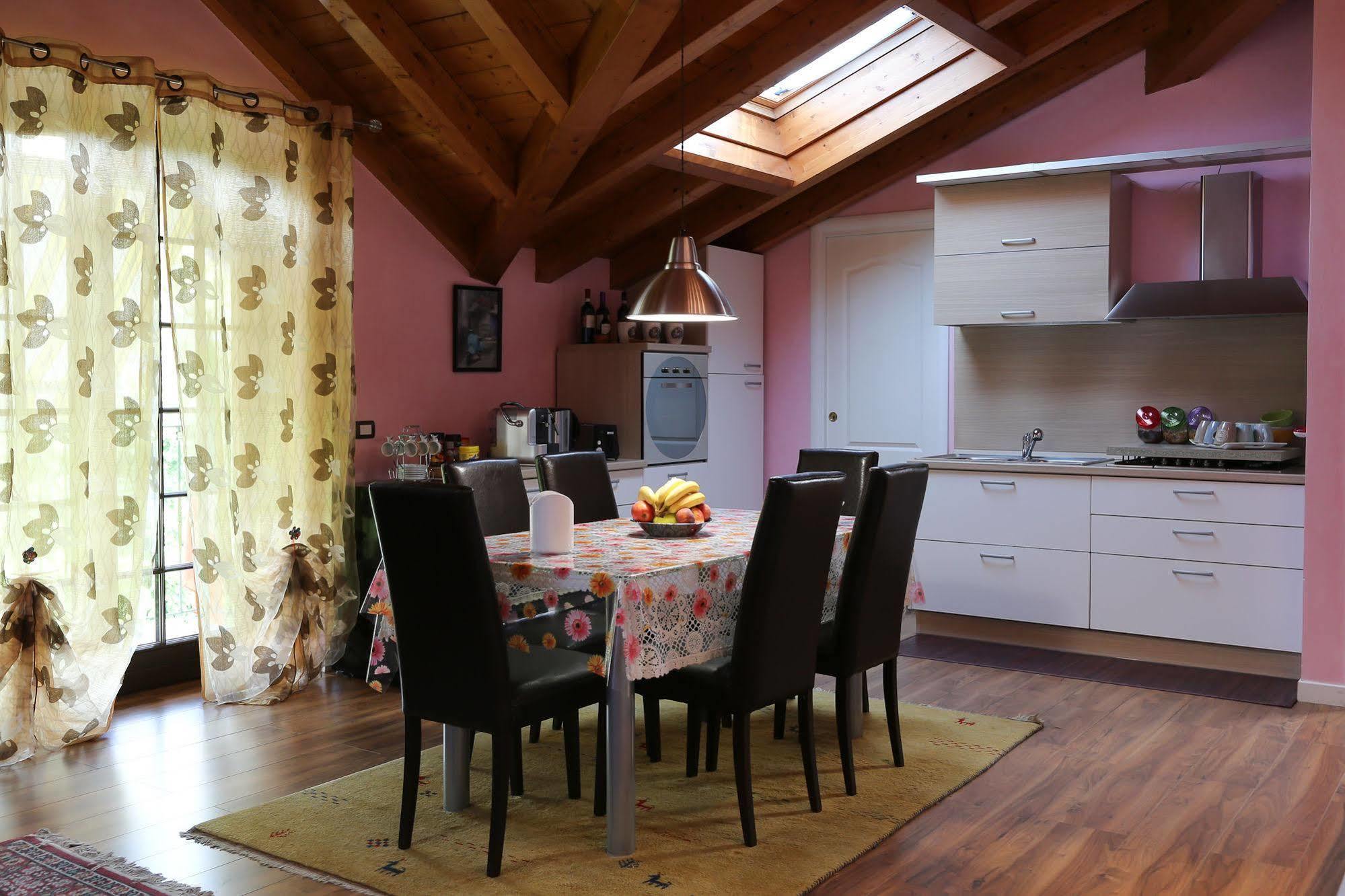 Il Gelsomino Bed and Breakfast Ferno Buitenkant foto